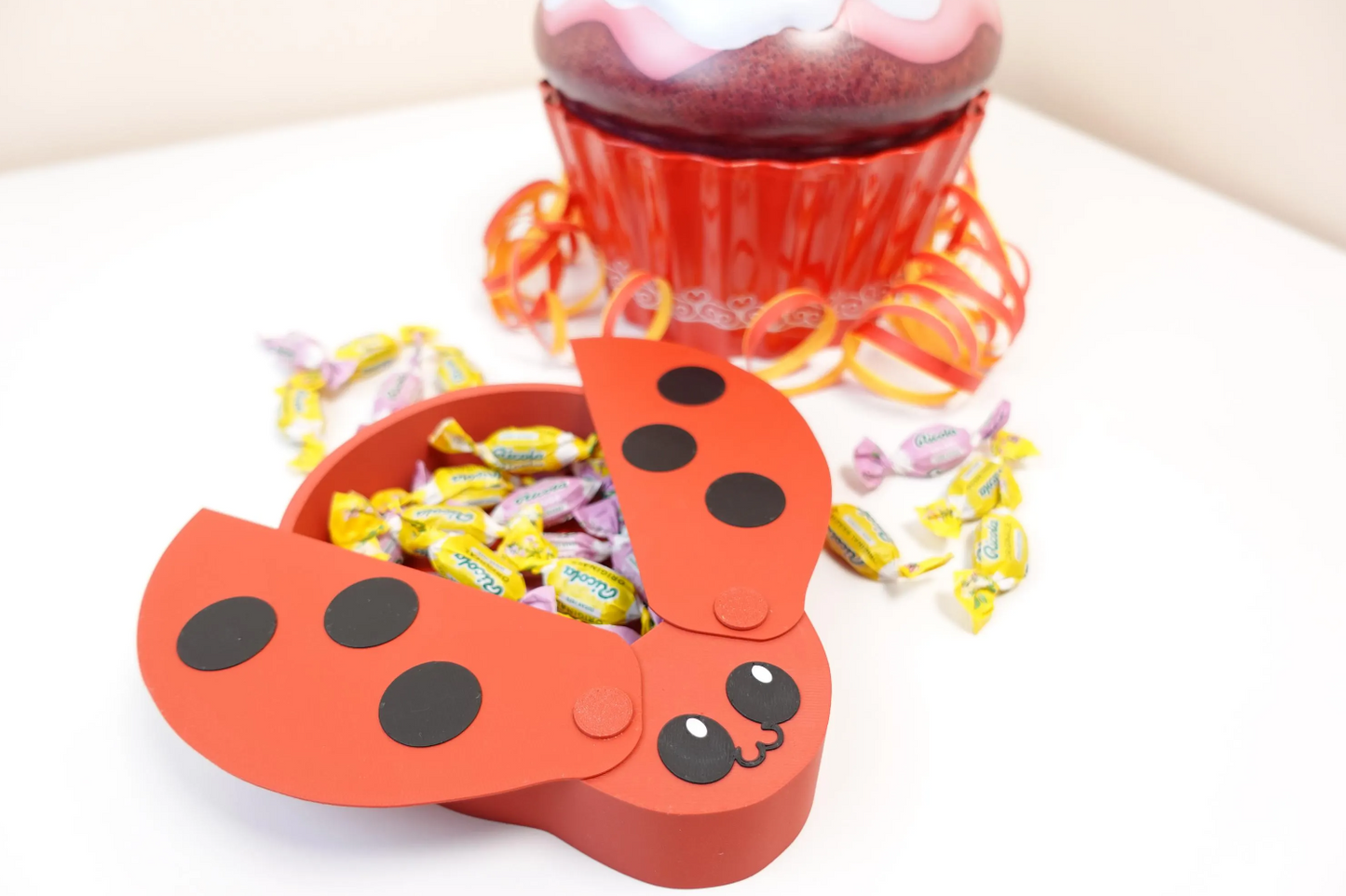 Ladybug Foldable Gift Box