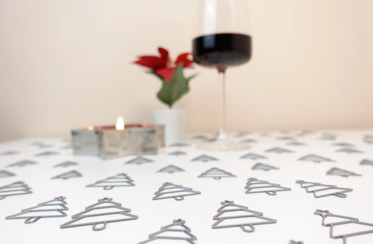 Silver Christmas Tree Table Confetti